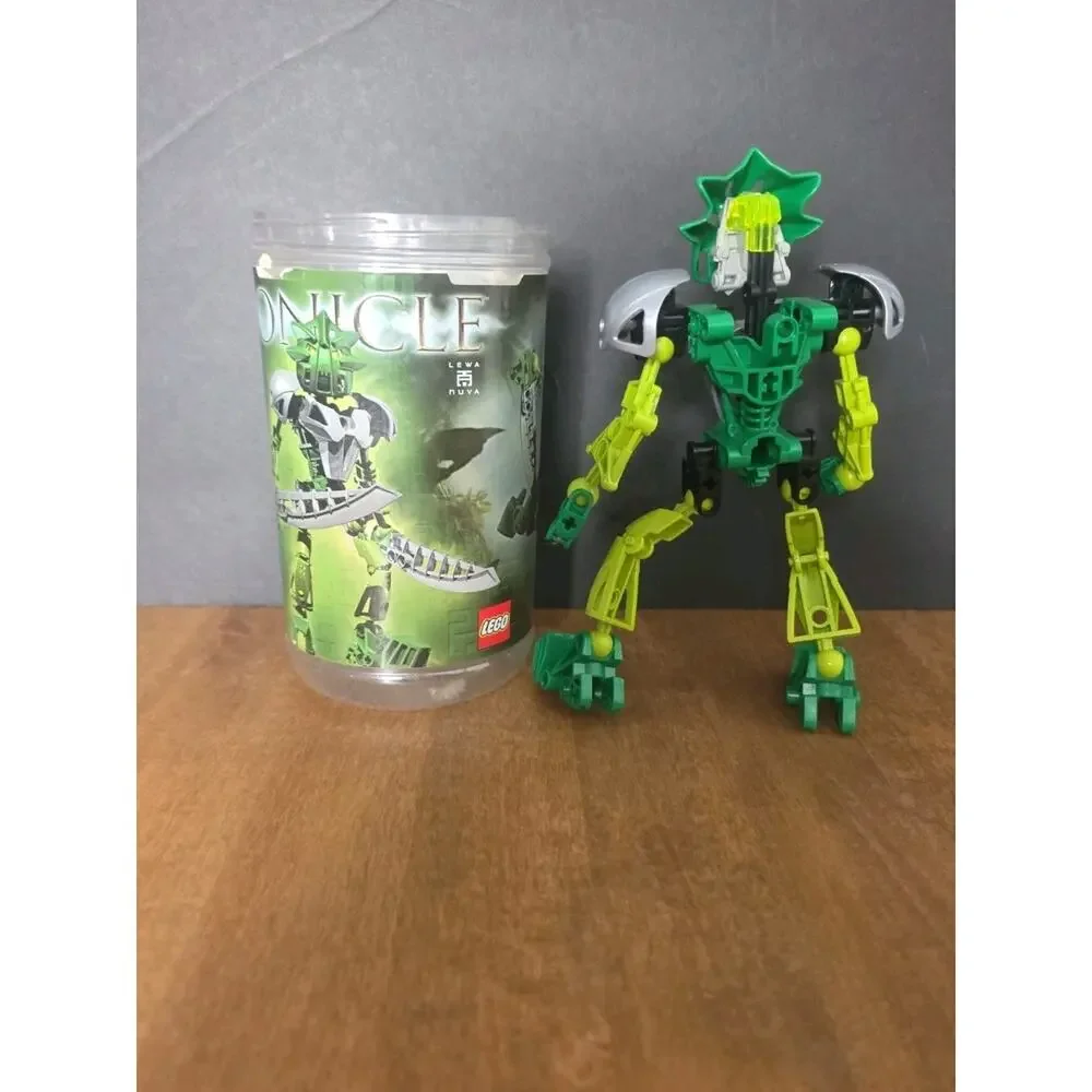 Lego 8567 Bionicle 2002 Lewa Nuva! Missing Parts.